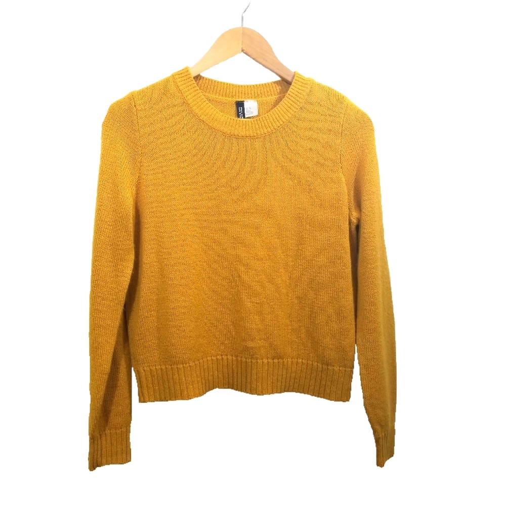 Gold Long Sleeve Light Sweater
